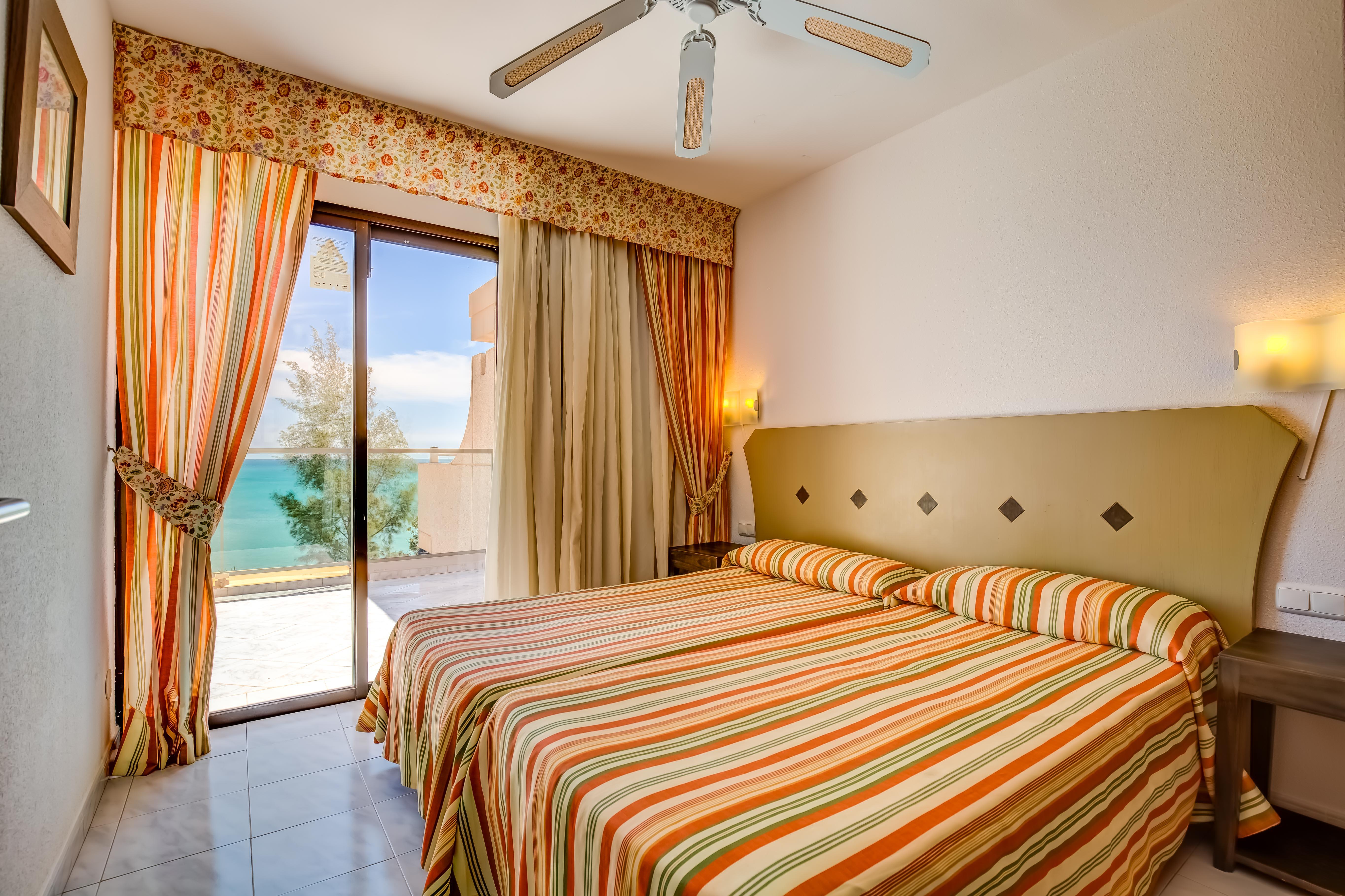 Sbh Taro Beach Hotel Коста Калма Екстериор снимка