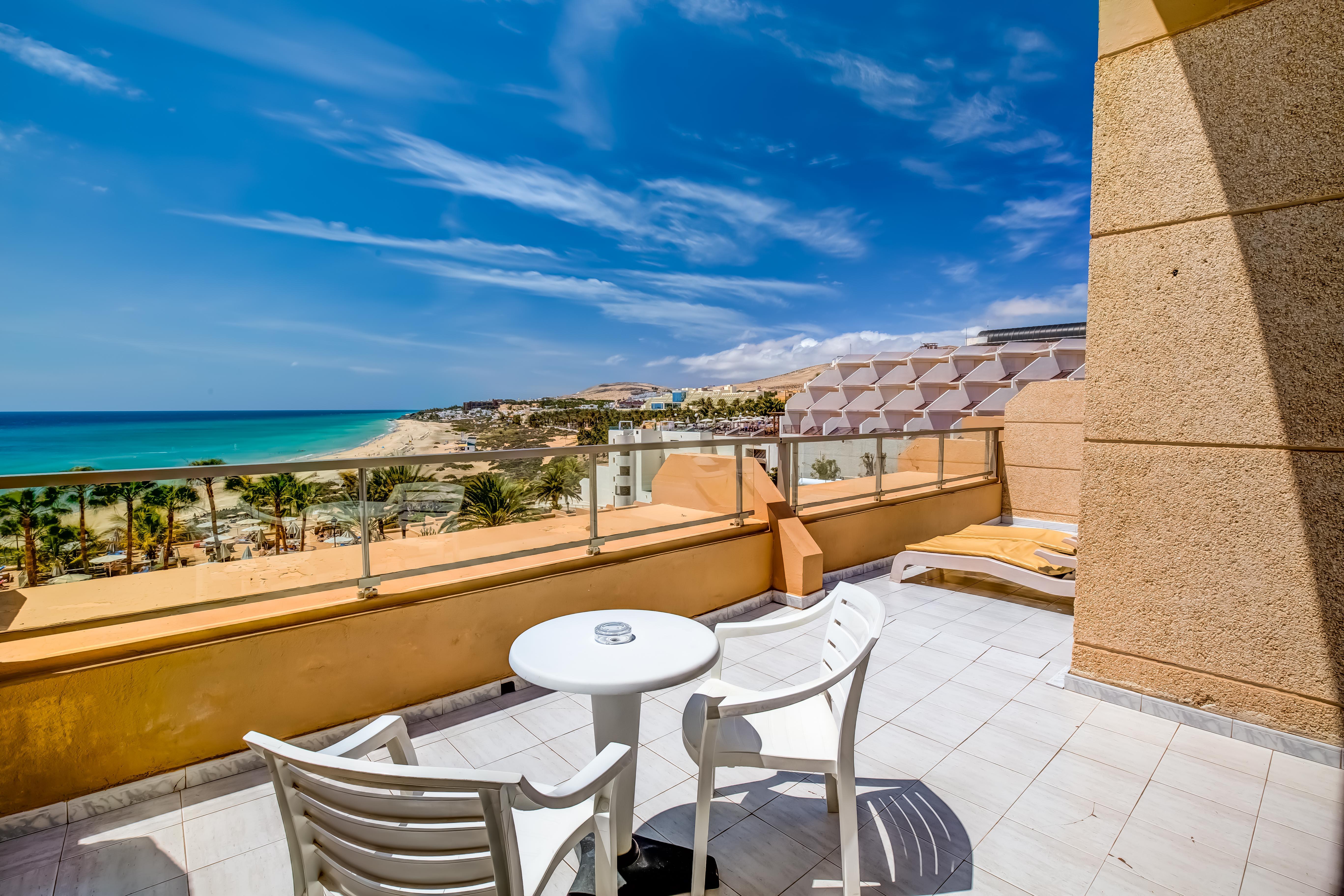 Sbh Taro Beach Hotel Коста Калма Екстериор снимка