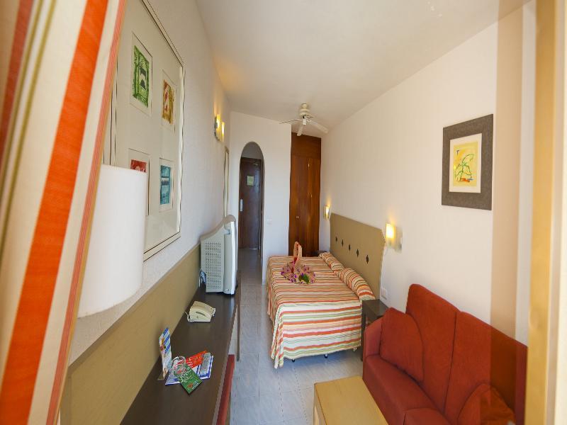 Sbh Taro Beach Hotel Коста Калма Екстериор снимка